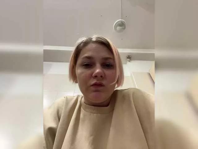 Photos of Tomi99991995 from BongaCams is Freechat