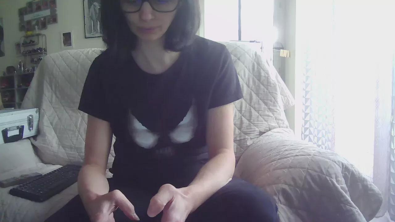 Photos of HAIRYCHIENNE from Cam4 is Freechat