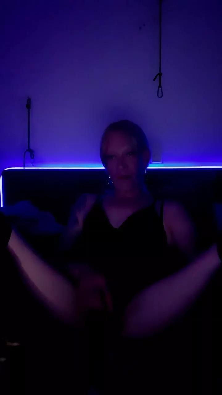 Photos of HORNYHellokitty from Cam4 is Freechat