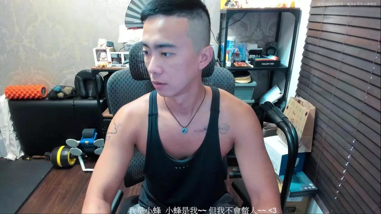 Photos of UransW from Cam4 is Freechat