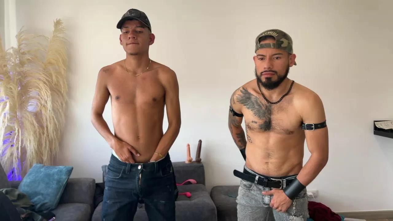 Photos of zoneboys_ from Cam4 is Freechat