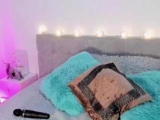 Photos of emycross from CamSoda is Freechat