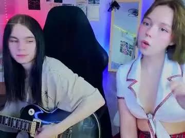 Teen sex cams free adult cams: check-out the satisfaction of conversing and c2c with our stunning models, who will teach you all about seduction and dreams with their smoking hot shapes.