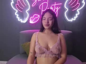 Teen sex cams free adult cams: check-out the satisfaction of conversing and c2c with our stunning models, who will teach you all about seduction and dreams with their smoking hot shapes.