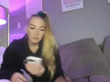 badgrljade from Chaturbate is Freechat