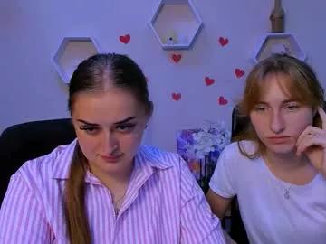 Teen sex cams free adult cams: check-out the satisfaction of conversing and c2c with our stunning models, who will teach you all about seduction and dreams with their smoking hot shapes.