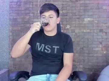 Teen sex cams free adult cams: check-out the satisfaction of conversing and c2c with our stunning models, who will teach you all about seduction and dreams with their smoking hot shapes.