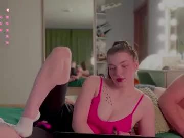 diora_vibe from Chaturbate is Freechat