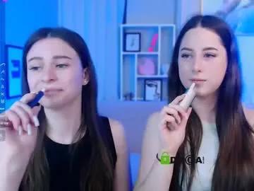 flora_ri from Chaturbate is Freechat