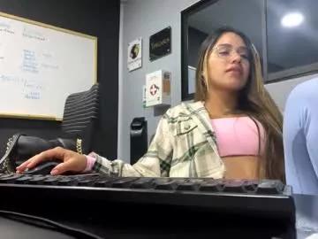 Teen sex cams free adult cams: check-out the satisfaction of conversing and c2c with our stunning models, who will teach you all about seduction and dreams with their smoking hot shapes.