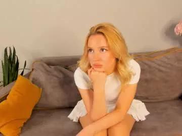 Teen sex cams free adult cams: check-out the satisfaction of conversing and c2c with our stunning models, who will teach you all about seduction and dreams with their smoking hot shapes.