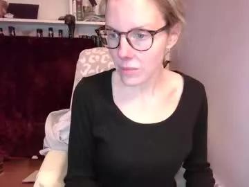 holly_bourbon from Chaturbate is Freechat