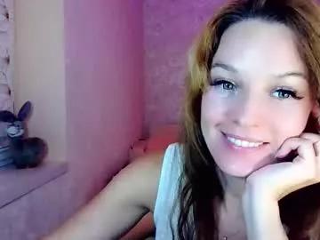 itslunaday from Chaturbate is Freechat