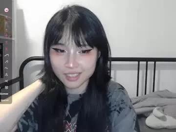 kitty_krush model from Chaturbate