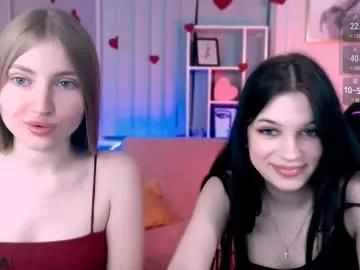 Teen sex cams free adult cams: check-out the satisfaction of conversing and c2c with our stunning models, who will teach you all about seduction and dreams with their smoking hot shapes.