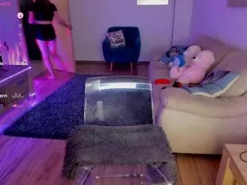 Teen sex cams free adult cams: check-out the satisfaction of conversing and c2c with our stunning models, who will teach you all about seduction and dreams with their smoking hot shapes.