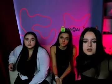 Teen sex cams free adult cams: check-out the satisfaction of conversing and c2c with our stunning models, who will teach you all about seduction and dreams with their smoking hot shapes.