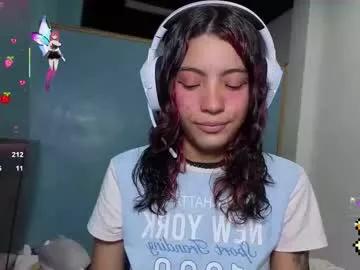 littleredamy from Chaturbate is Freechat