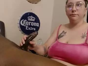 llena_de_lechee from Chaturbate is Freechat