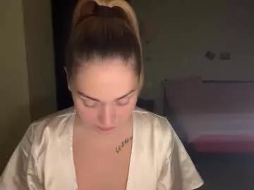 lunali_ from Chaturbate is Freechat