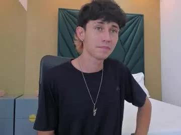 michaeel_blue from Chaturbate is Freechat