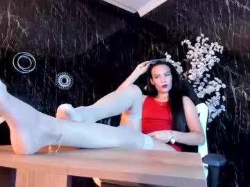 nicolle_milf from Chaturbate is Freechat
