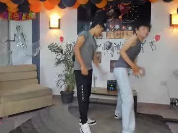 Teen sex cams free adult cams: check-out the satisfaction of conversing and c2c with our stunning models, who will teach you all about seduction and dreams with their smoking hot shapes.