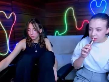 Teen sex cams free adult cams: check-out the satisfaction of conversing and c2c with our stunning models, who will teach you all about seduction and dreams with their smoking hot shapes.