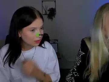 Teen sex cams free adult cams: check-out the satisfaction of conversing and c2c with our stunning models, who will teach you all about seduction and dreams with their smoking hot shapes.