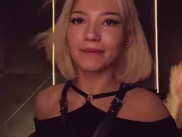 Teen sex cams free adult cams: check-out the satisfaction of conversing and c2c with our stunning models, who will teach you all about seduction and dreams with their smoking hot shapes.