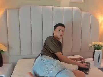 seantroyy from Chaturbate is Freechat