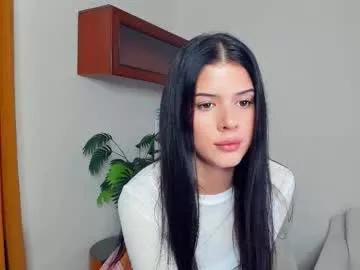 softlyy_bold from Chaturbate is Freechat