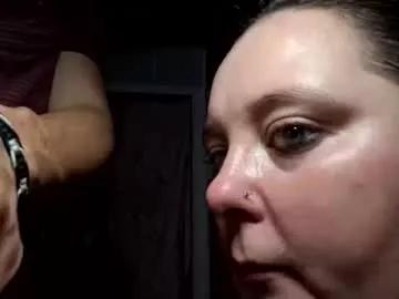 sweetlips0pupukiki from Chaturbate