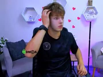 travis_wolf_ from Chaturbate is Freechat