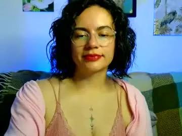 violet_kitty_2 from Chaturbate is Freechat