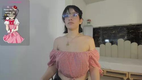 annyrosee from Cherry is Freechat