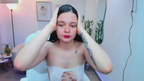 bellaahadid from Cherry is Freechat