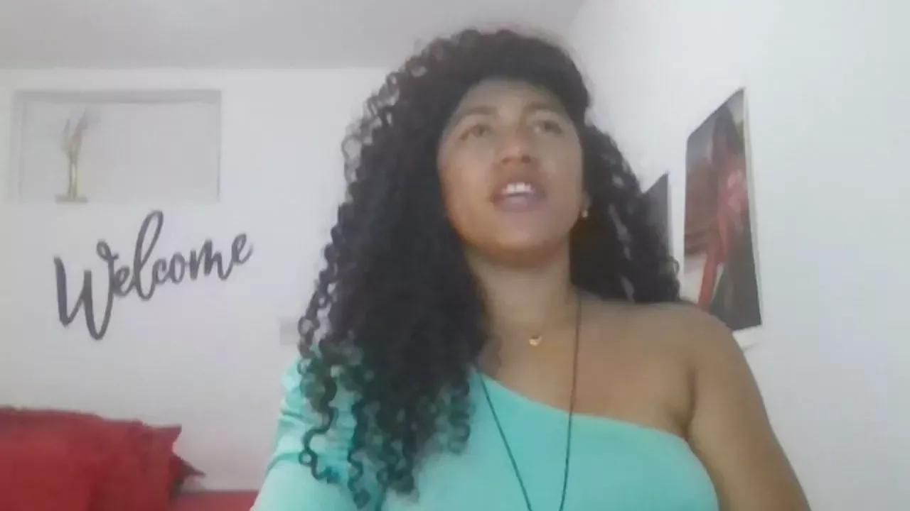 bellacrespa from Cherry is Freechat