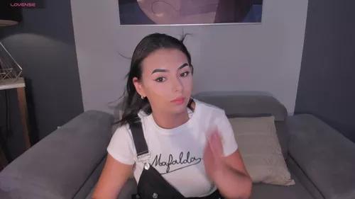 Teen sex cams free adult cams: check-out the satisfaction of conversing and c2c with our stunning models, who will teach you all about seduction and dreams with their smoking hot shapes.