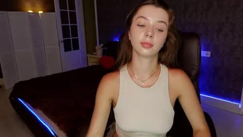 Photos of dinacandy from Cherry is Freechat