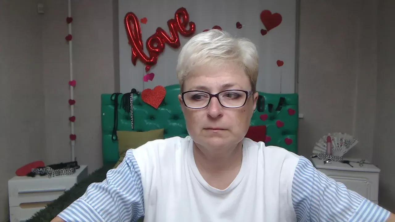 emiliagree from Cherry is Freechat