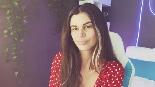 emilyreal from Cherry is Freechat