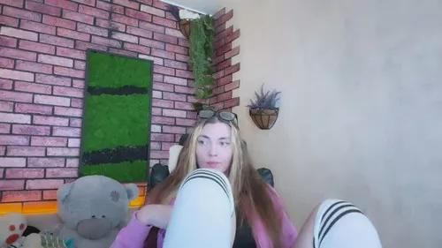 Teen sex cams free adult cams: check-out the satisfaction of conversing and c2c with our stunning models, who will teach you all about seduction and dreams with their smoking hot shapes.