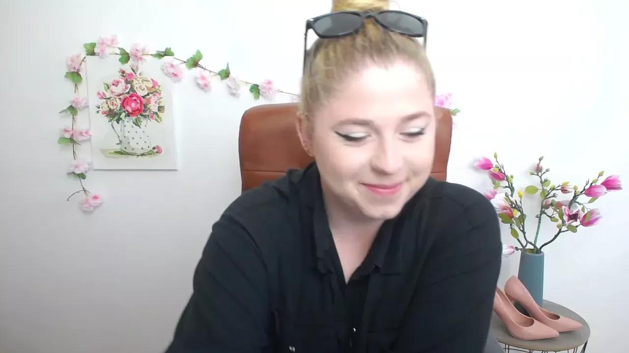 jessikadaniels from Cherry is Freechat
