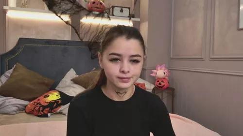 katrinabowen from Cherry is Freechat