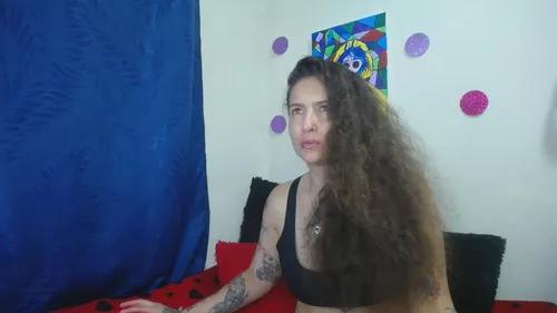 leylahornybg from Cherry is Freechat