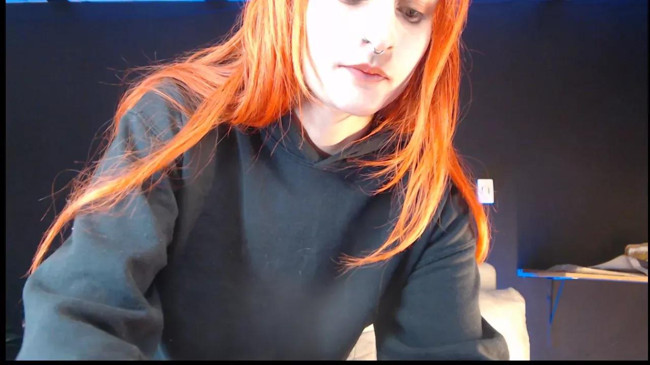 littleraven10 from Cherry is Freechat