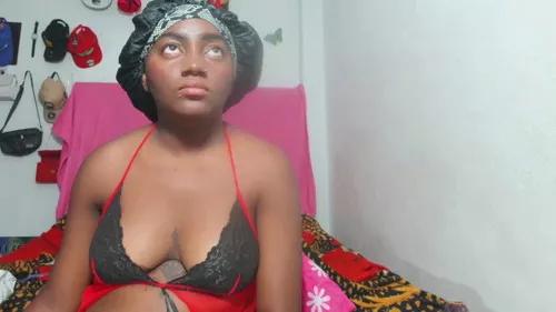 Photos of loaisisadams from Cherry is Freechat