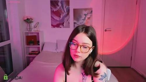 millymillton from Cherry is Freechat