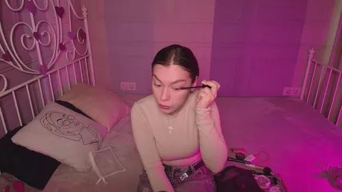 Teen sex cams free adult cams: check-out the satisfaction of conversing and c2c with our stunning models, who will teach you all about seduction and dreams with their smoking hot shapes.
